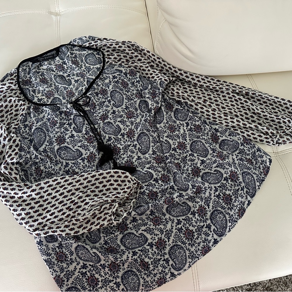 Black and White Raglan Long Sleeve Dress